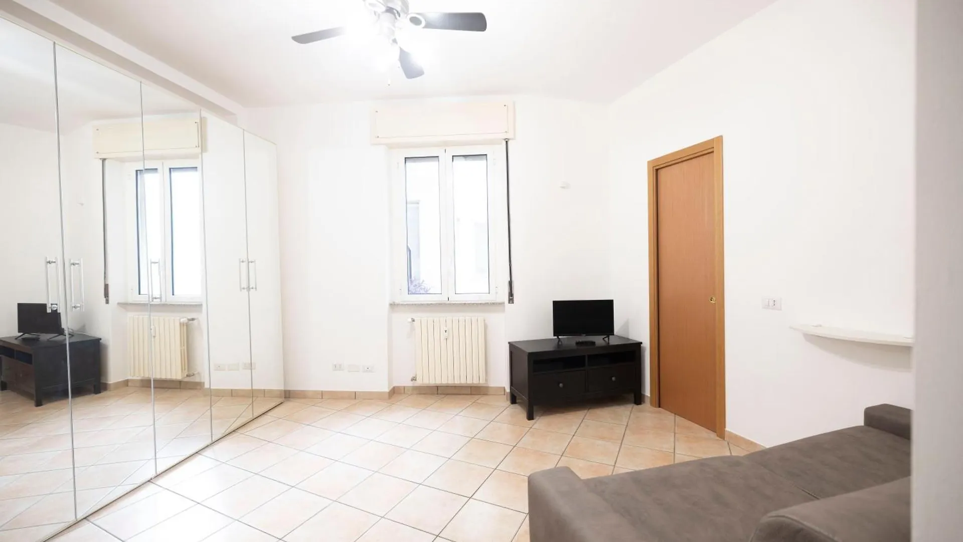 Magnifico Loft In Zona Udine M2 Apartment Milan Italy